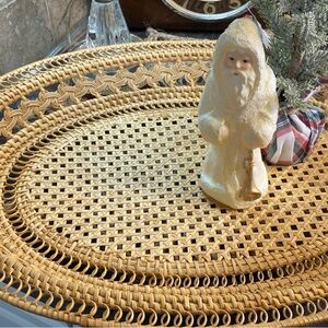Vintage Detailed Wicker Tray